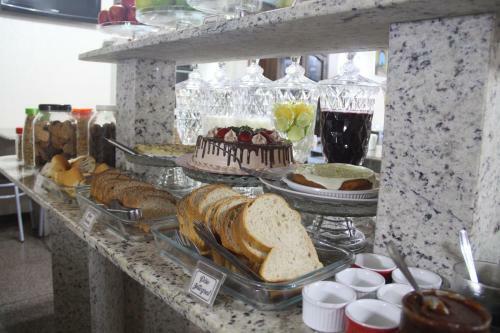 Oasis Chartouni Hotel