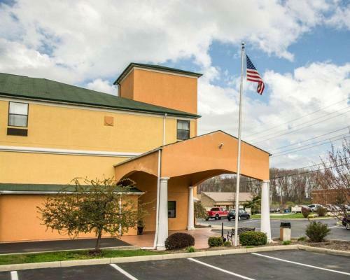 Hotel Comfort Inn And Suites Eastgate Cincinnati