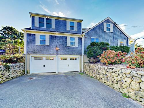 200 Shurtleff Rd Home
