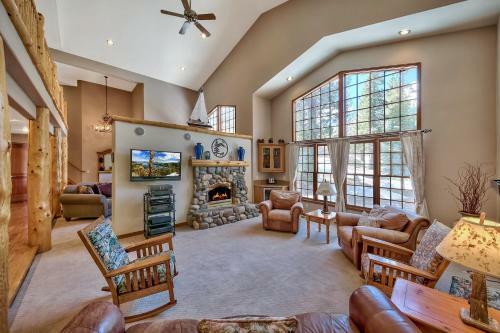 2252 Chiapa Dr Home