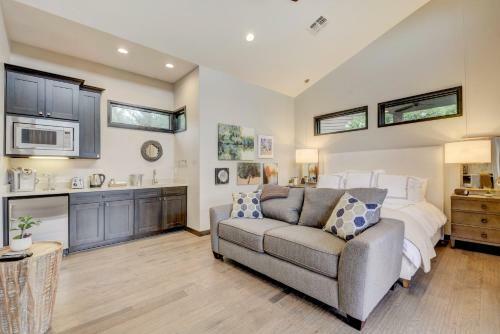 2113 Barbaro Way Cabin Unit 14
