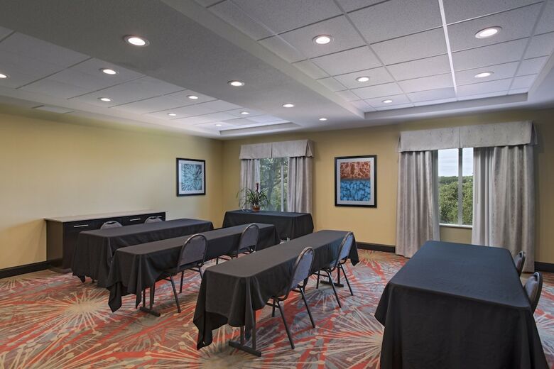 Hotel Holiday Inn Express & Suites Austin Nw - Four Points