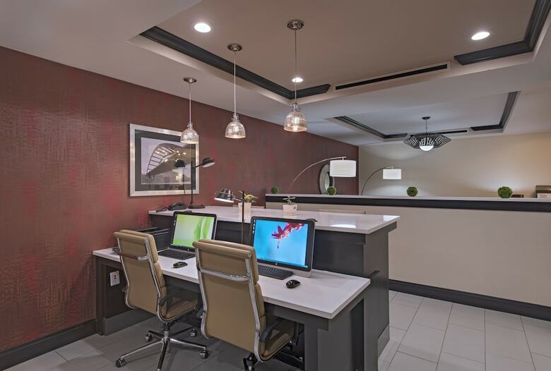 Hotel Holiday Inn Express & Suites Austin Nw - Four Points