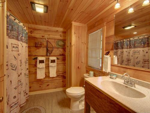 Hidden Treasures Cabin