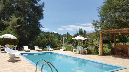 Hostal Pousada Vale Monte Azul