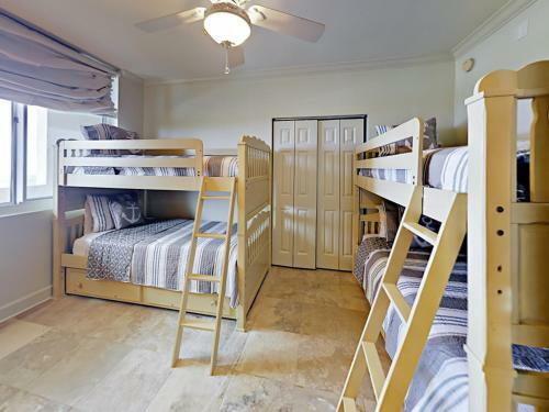 Apartamento 375 Beach Club Trail Condo Unit B1903