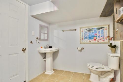 Crabbin' Cabin