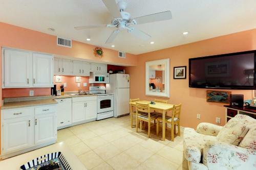 3566 Seascape Villa