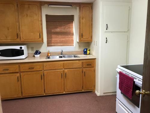 Lodge Valentine Lakeside