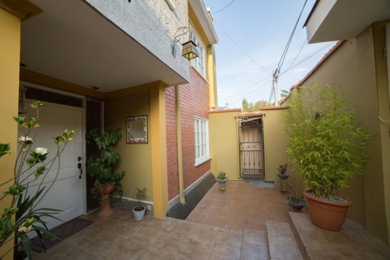 La Colina Bed And Breakfast