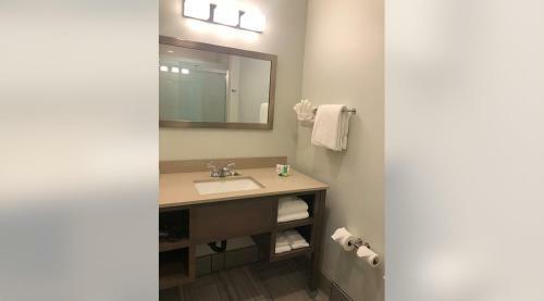 Hotel Kodiak Compass Suites