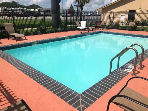 Hotel Days Inn By Wyndham Lake Charles