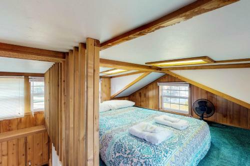 Rocky Creek Cabin B