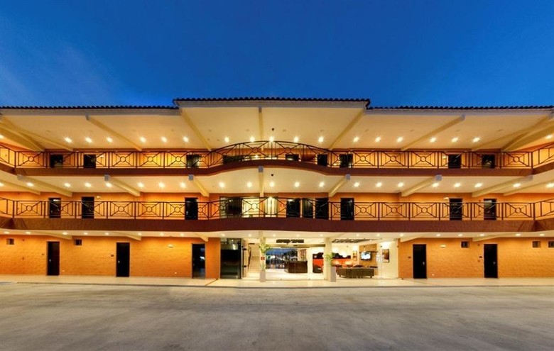 Hotel The Beach House