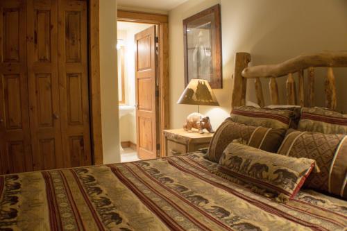 Black Bear Lodge