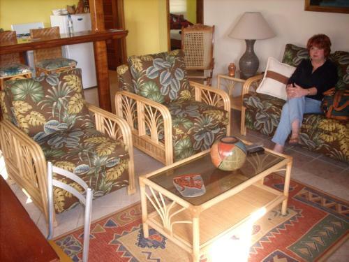 Lodge Green Parrot Beach Houses And Resort