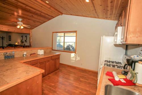 Cozy Bear Retreat