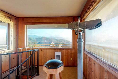Tillicum Beach Overlook