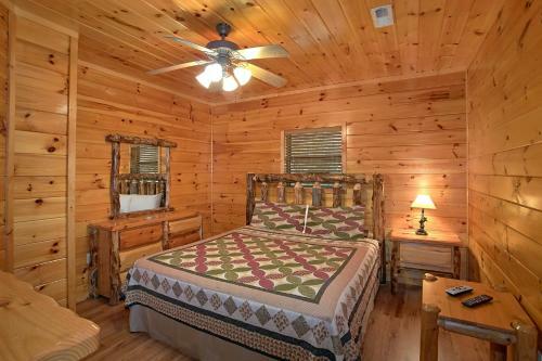 Bear Splash #409 - Four Bedroom Cabin