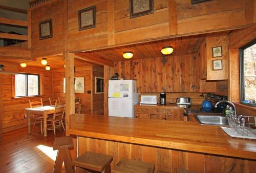 Villa Lakeside Cabin