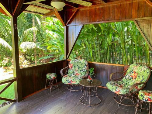 Las Caletas Lodge
