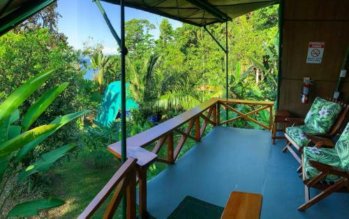 Las Caletas Lodge