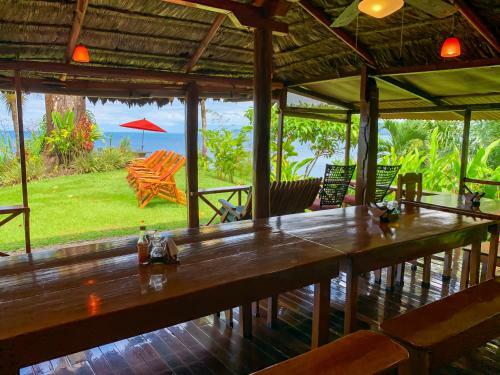 Las Caletas Lodge