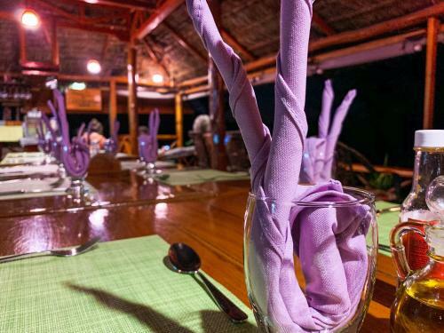 Las Caletas Lodge