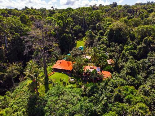 Las Caletas Lodge