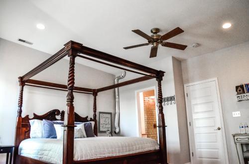 Birdhouse Bed And Breakfast