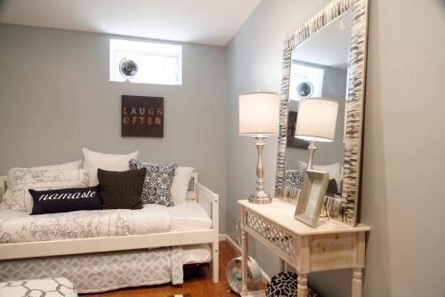 2-bedroom Apartment In Dc