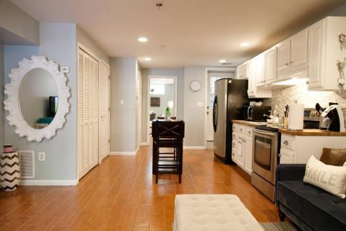 2-bedroom Apartment In Dc