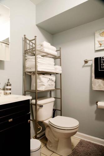 2-bedroom Apartment In Dc