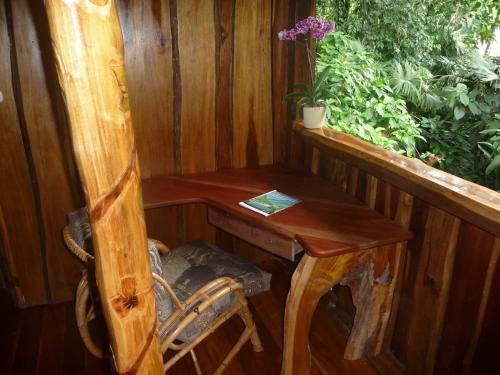 Topos Tree House