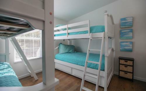 Seagrove Cottage