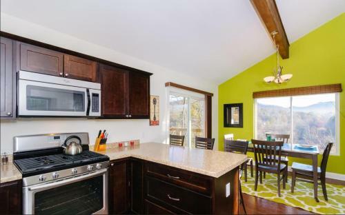 Roxy Cottage