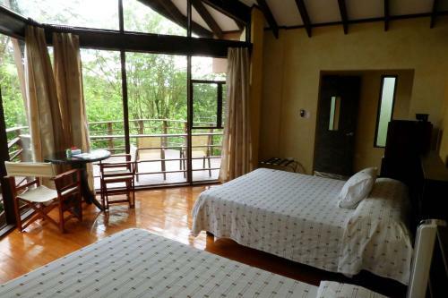 Tenorio Lodge