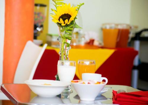 Guacamaya Inn B&B