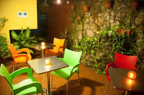 Guacamaya Inn B&B