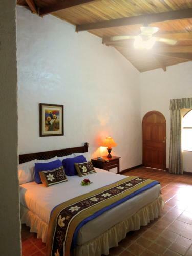 Hotel Rio Perlas
