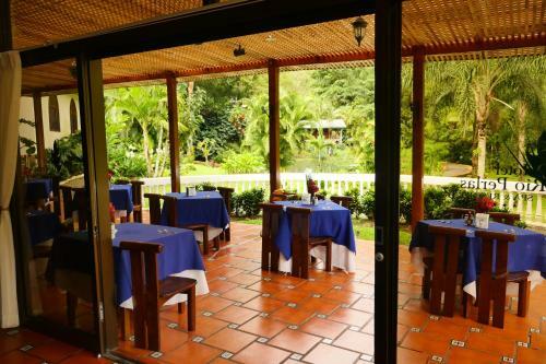 Hotel Rio Perlas