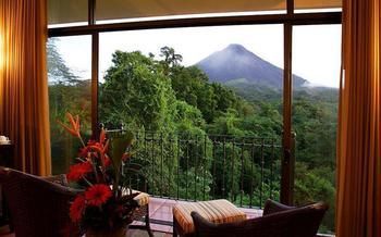 Hotel Arenal Kioro Suites & Spa