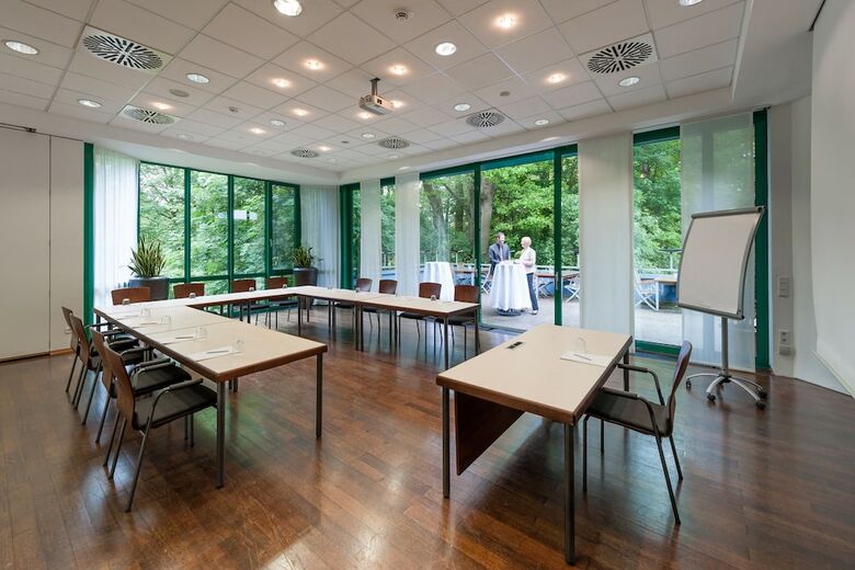 Hotel Congress Mercure Nuerenberg An Der Messe