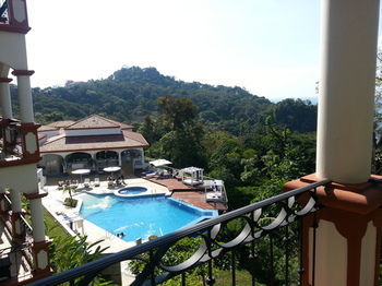 Shana Hotel & Residence