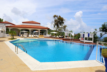 Shana Hotel & Residence