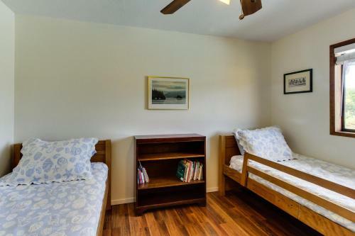 Bay Bridge Beach House