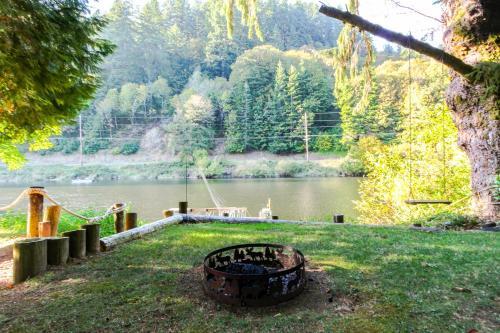 Alsea River Fishing Cabin