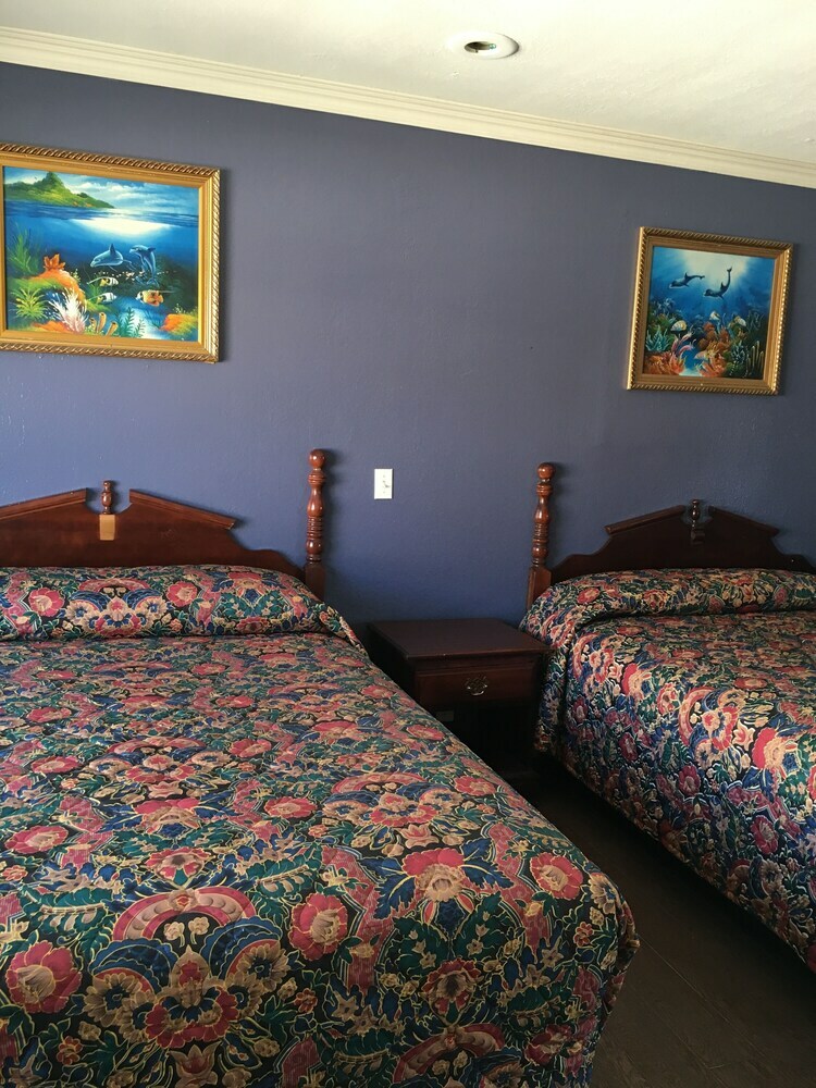 Hyde Park Motel