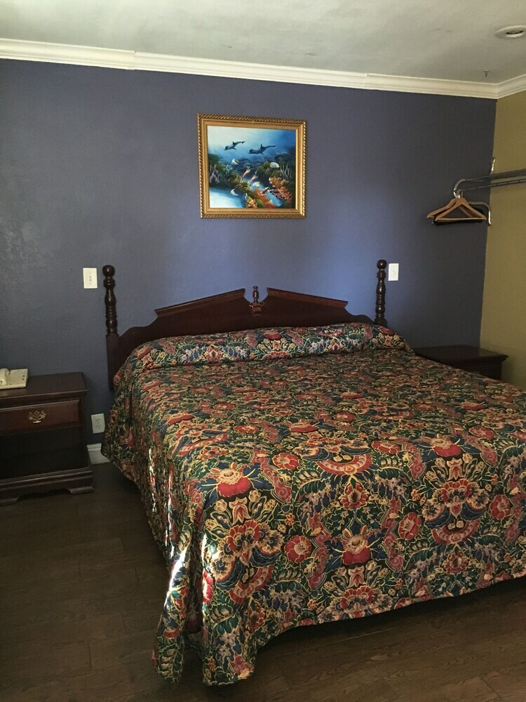 Hyde Park Motel