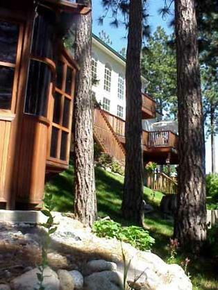 River Cove Elegant Waterfront Bed & Breakfast